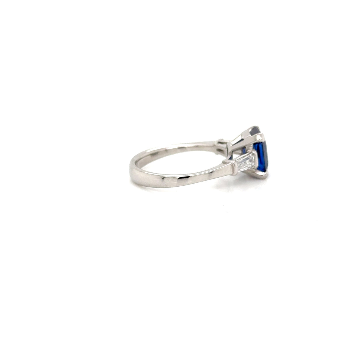 Platinum sapphire and diamond ring
