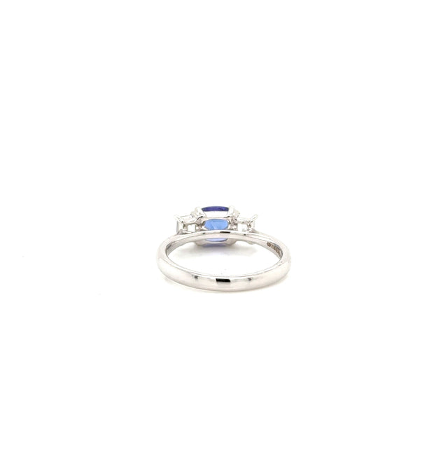 18ct White Gold Tanzanite and Diamond ring