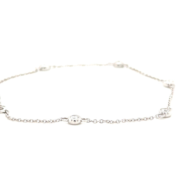 18ct White Gold Yard Diamonds Bracelet 5 Diamonds 0.26ct