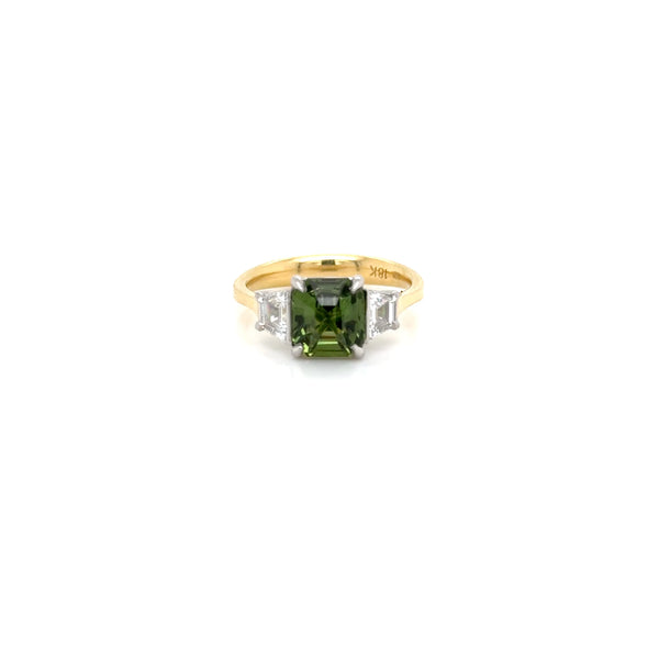 18ct White Gold Green Sapphire Ring Trapeze Side Stones