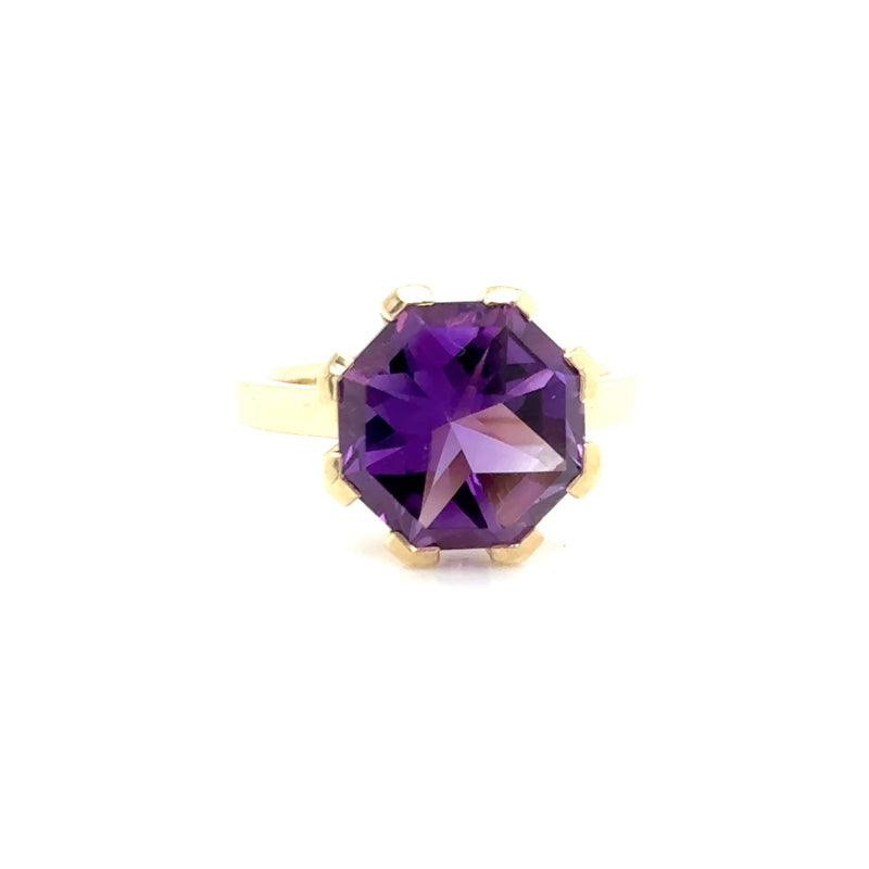 9ct Yellow Gold Amethyst Claw Set Ring