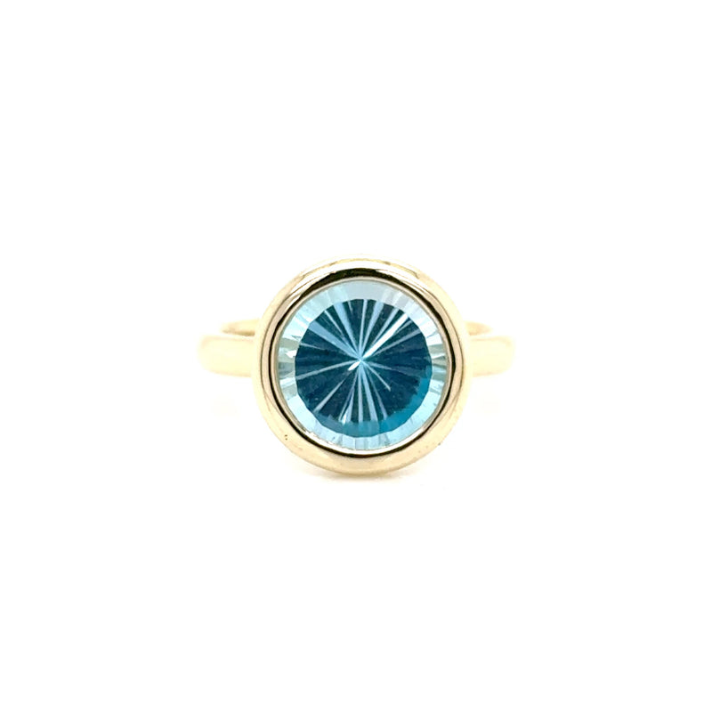 9ct Yellow Gold Blue Topaz Ring