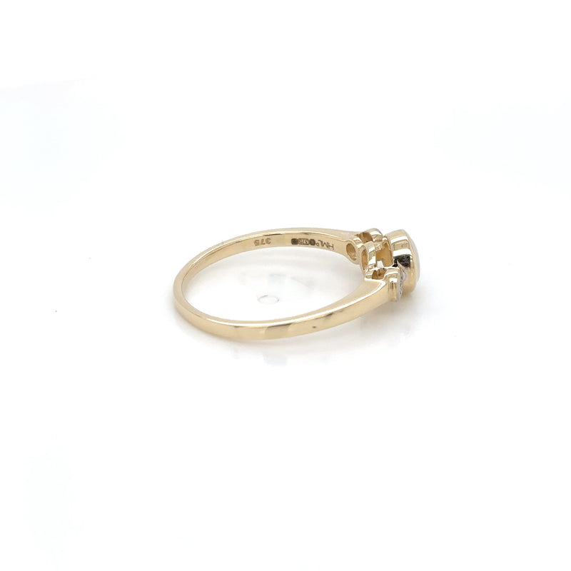 9ct Yellow gold Opal 0.31ct and Diamond Ring