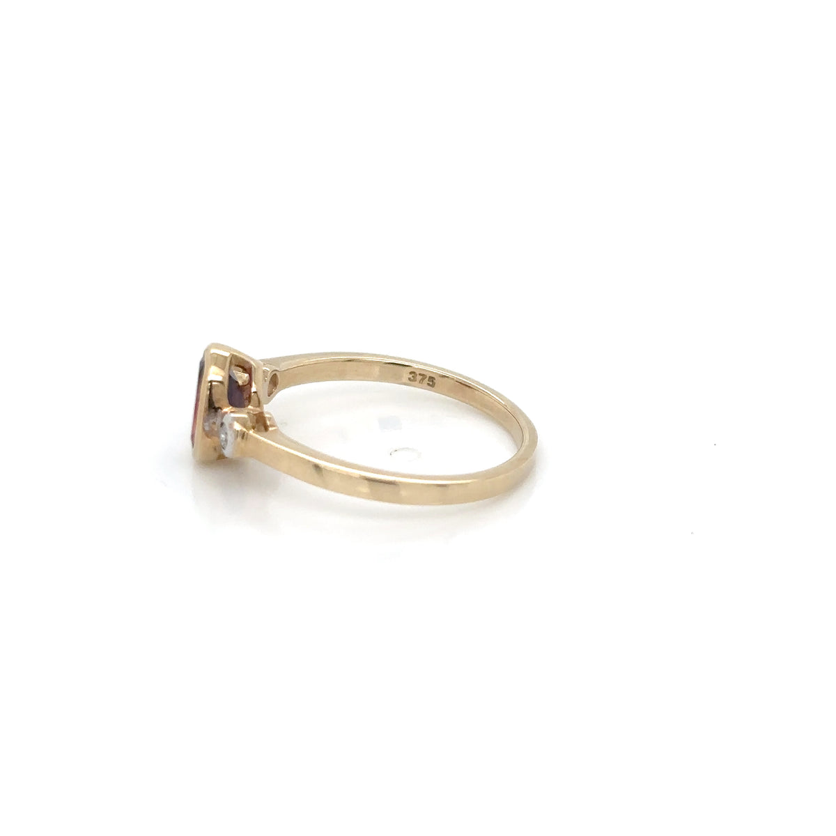 9ct Yellow Gold Garnet and Diamond Ring