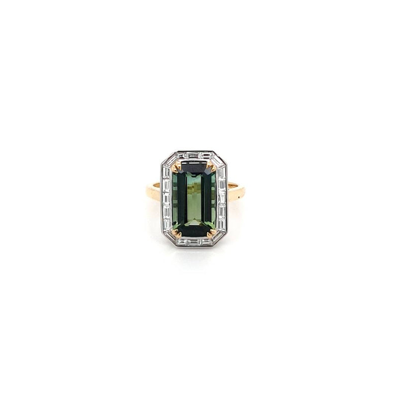 18ct Yellow Gold Green Tourmaline and Baguette Diamond Ring