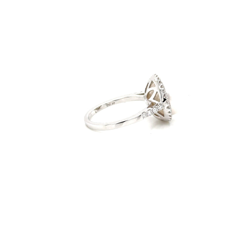 White gold Fresh Water Pearl and Diamond ring