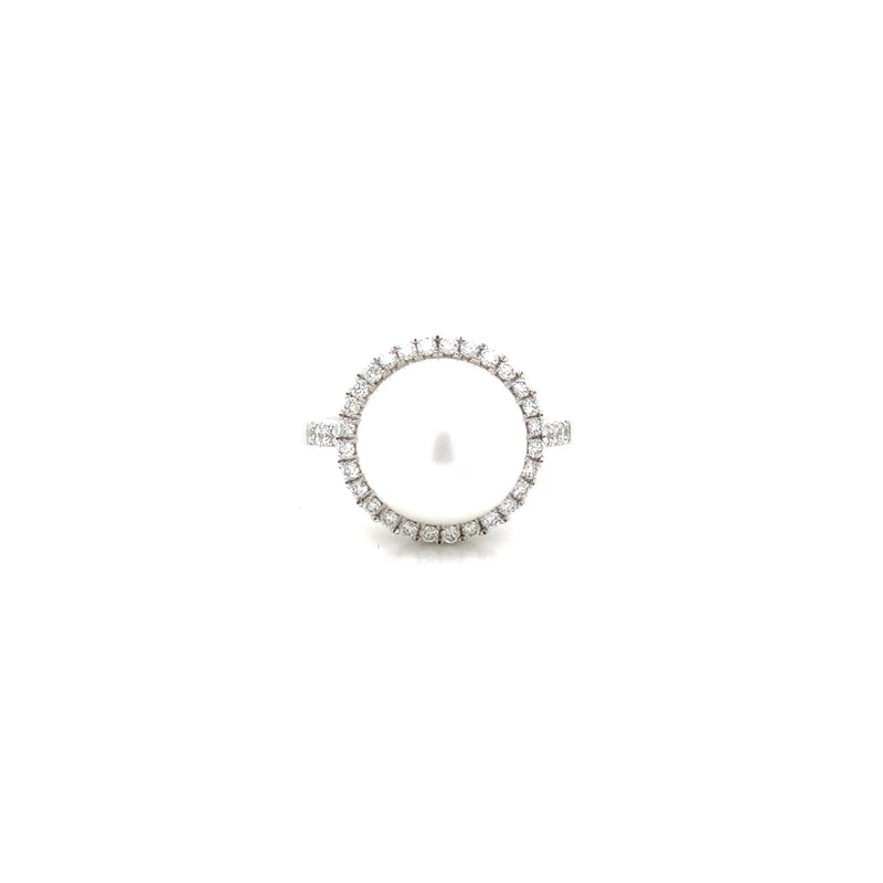 White gold Fresh Water Pearl and Diamond ring