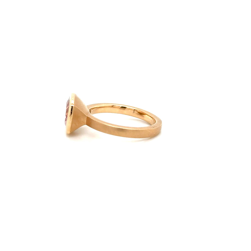 18ct brushed yellow gold Morganite ring