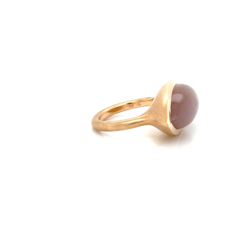 18ct Yellow Gold Moonstone Ring