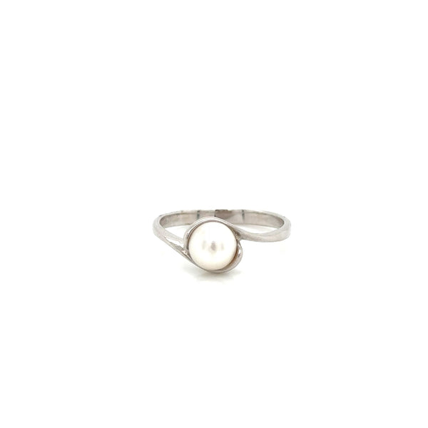 Pearl ring