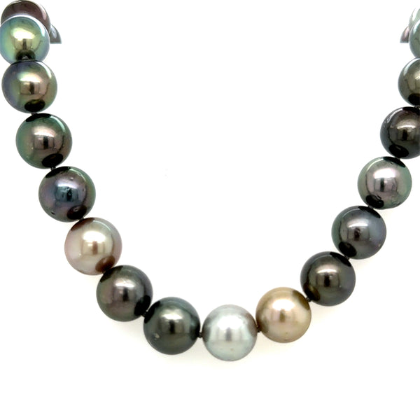 Tahitian Pearls with White Gold Clasp