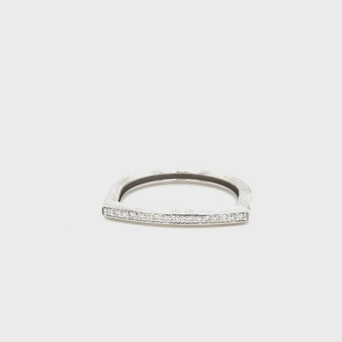 Nanis 18ct White Gold and Diamond Flat Ring