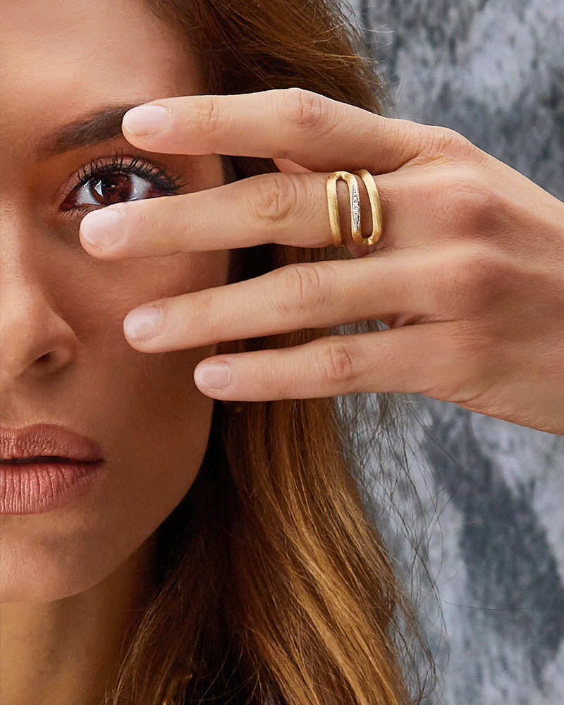 Nanis 18ct Yellow Gold Diamond Ring